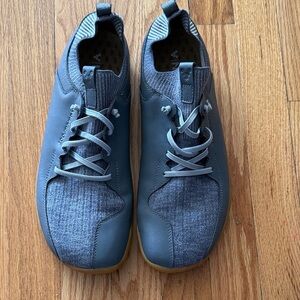 Vivo Barefoot EU 43 US Men's Gray Casual toe box ergonomic shoes great cond